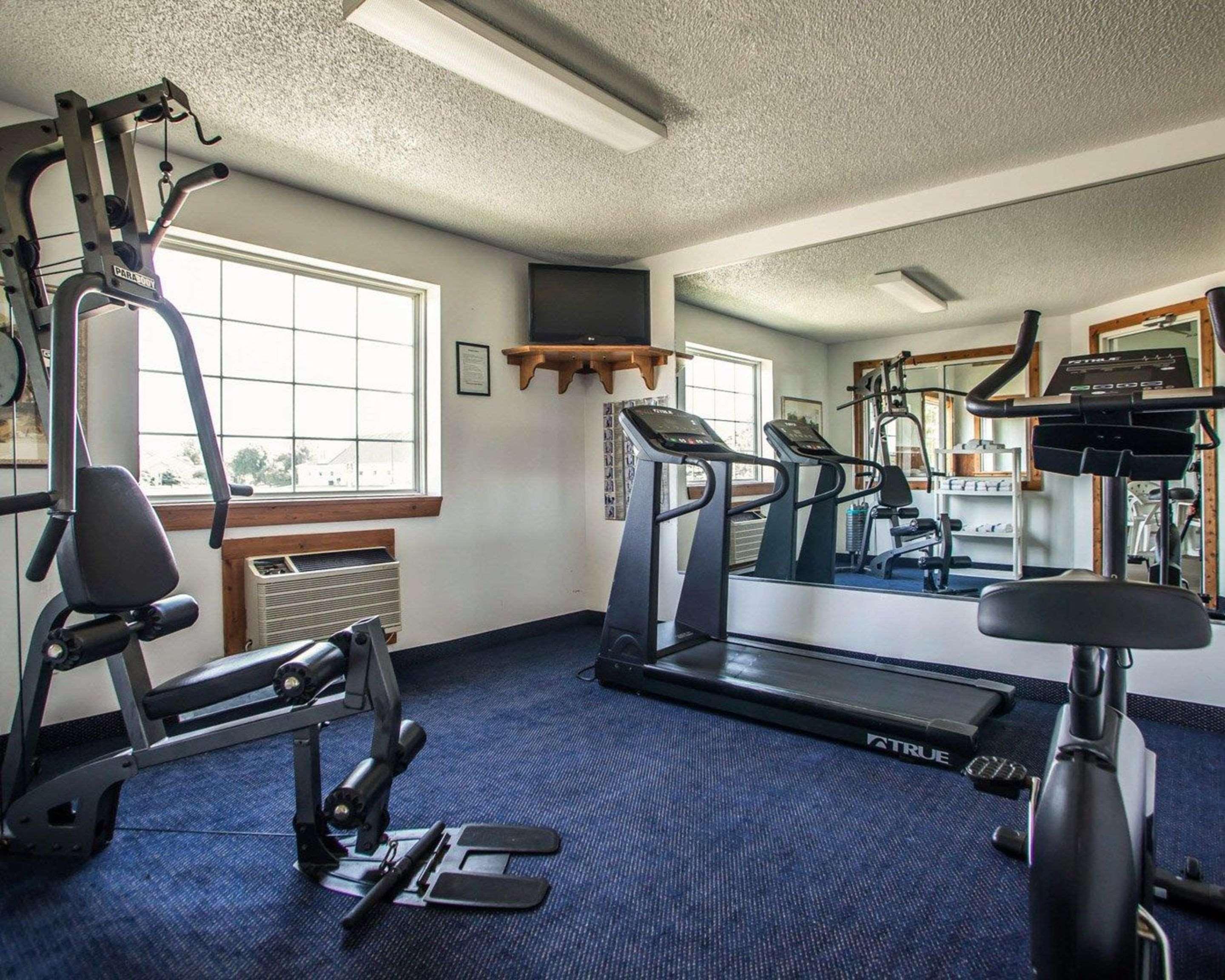 Quality Inn & Suites Eldridge Davenport North エクステリア 写真