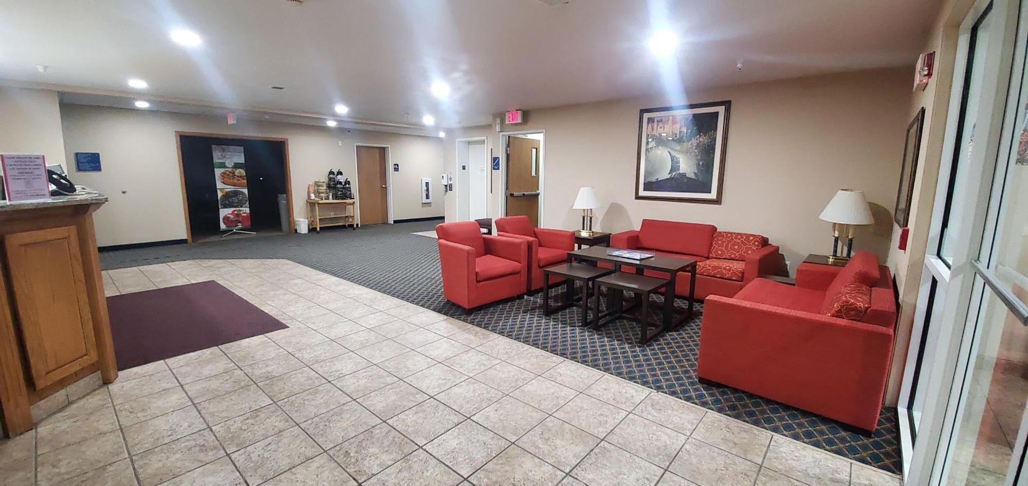 Quality Inn & Suites Eldridge Davenport North エクステリア 写真